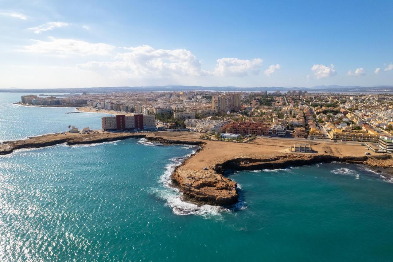Modern Beach & Spa Торрев'єха Екстер'єр фото